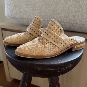 Freda Salvador Keen Woven Mules 5.5